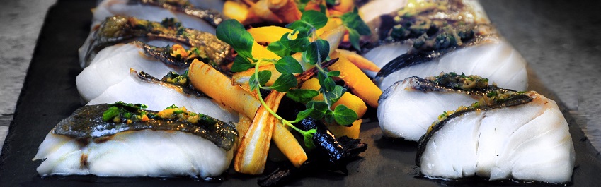 Sunn og variert mat som serveres i personalrestaurant | Coor